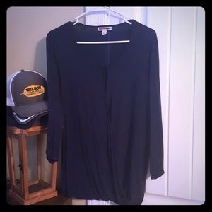 Women's navy 3/4 sleeve dress shirt